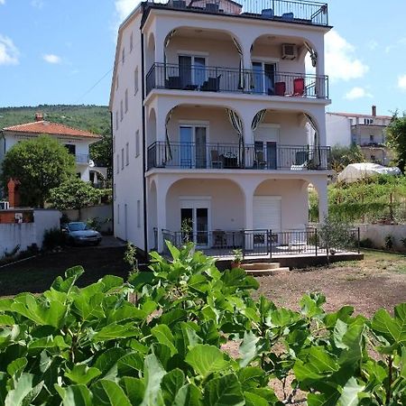 Apartmani Mojca سيلتسي المظهر الخارجي الصورة