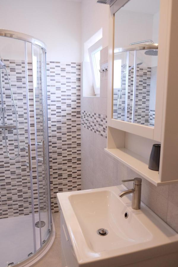 Apartmani Mojca سيلتسي المظهر الخارجي الصورة