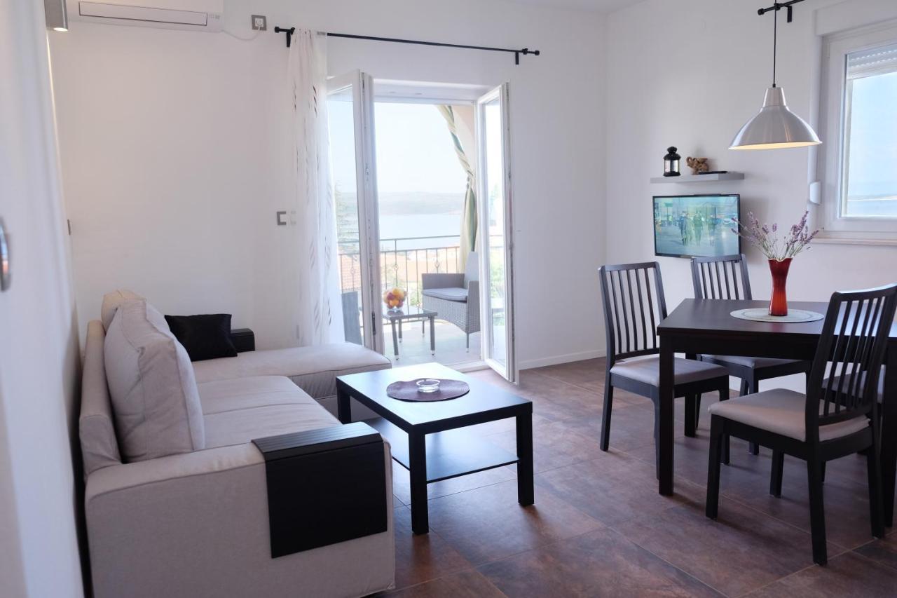 Apartmani Mojca سيلتسي المظهر الخارجي الصورة